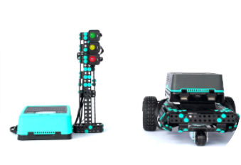 Pi-Top CEED ラズベリーパイコンピューター 3台セット アールエスコンポーネンツ、「Raspberry Pi」をオールインワンPC